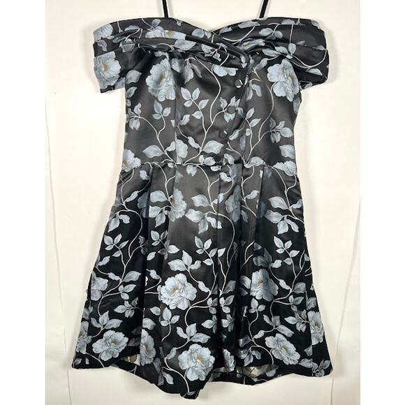 Gal Meets Glam Black and Blue Floral Cora Dress - Picture 2 of 11